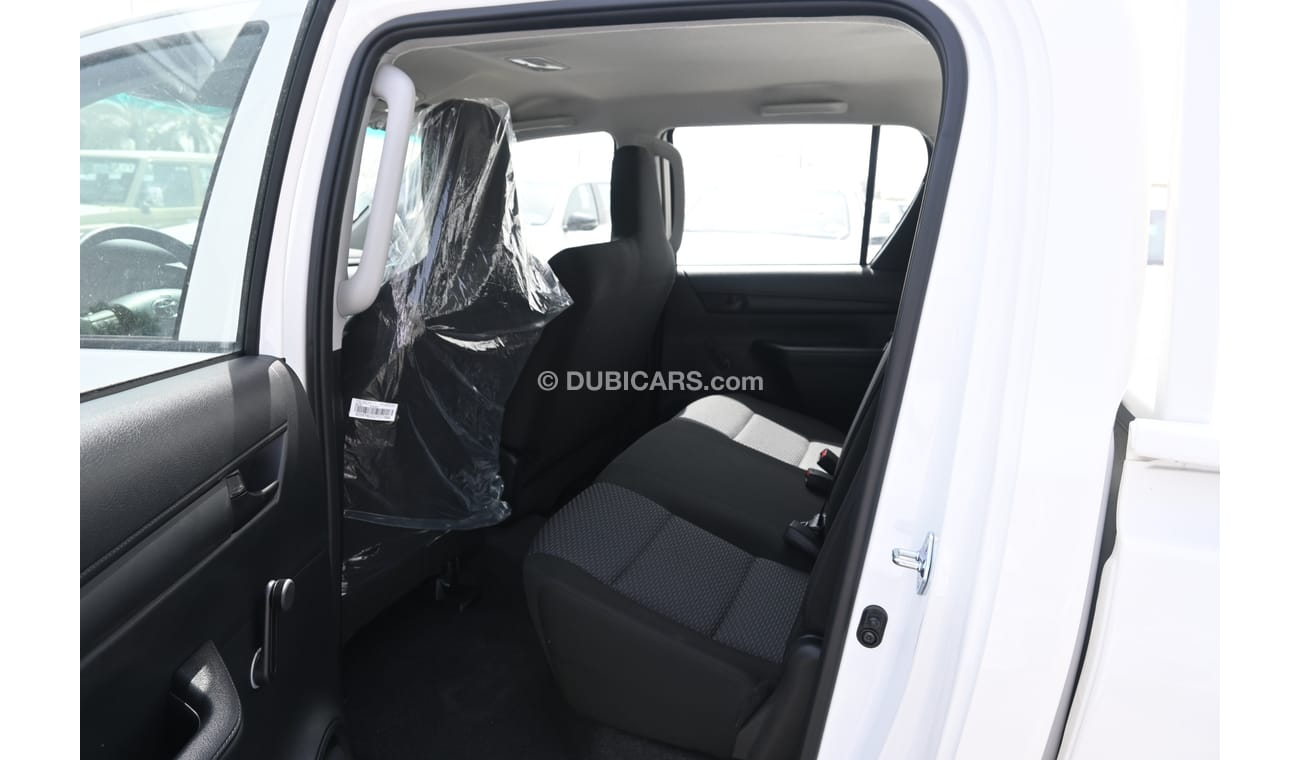 تويوتا هيلوكس TOYOTA HILUX 4X4 2.4L MAUNAL GEAR DIESEL 2022