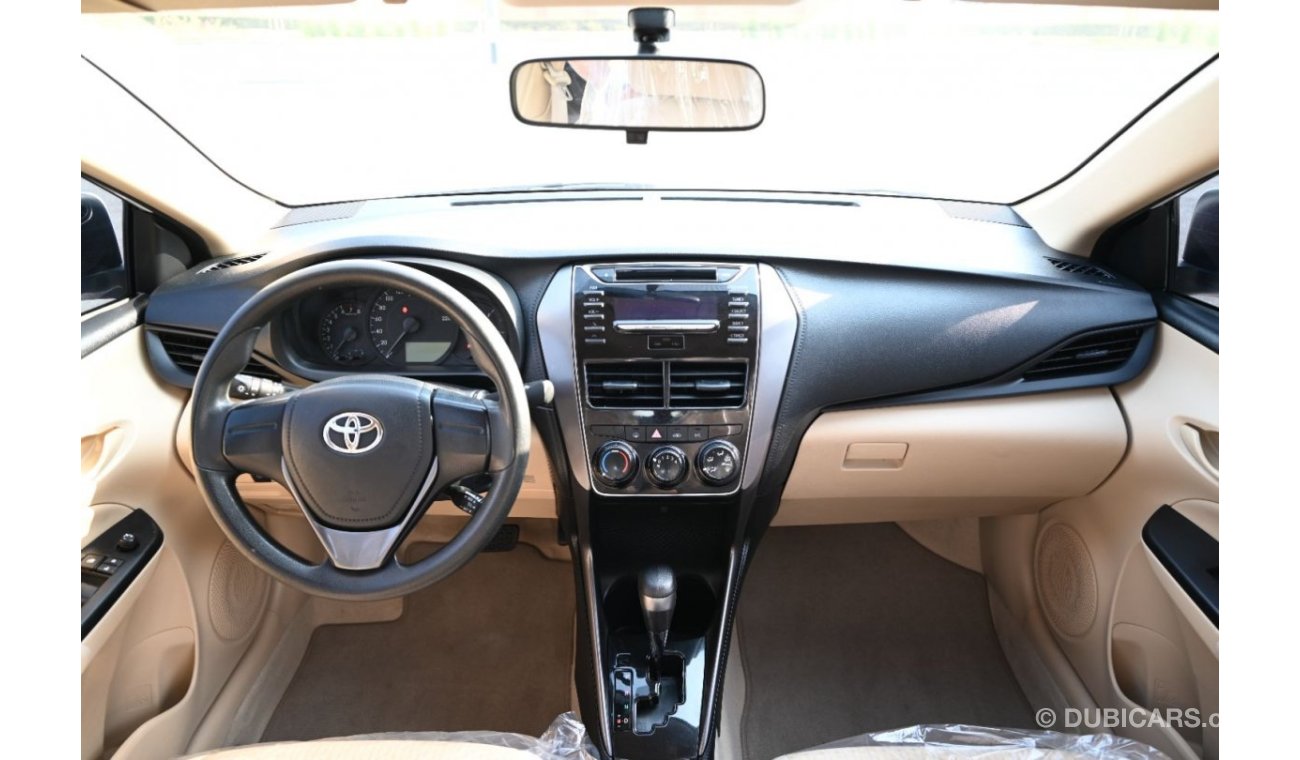 تويوتا يارس 0% DP - ORIGINAL PAINT - TOYOTA YARIS SE 2022 -  FIRST OWNER - GCC SPECS - MINT CONDITION