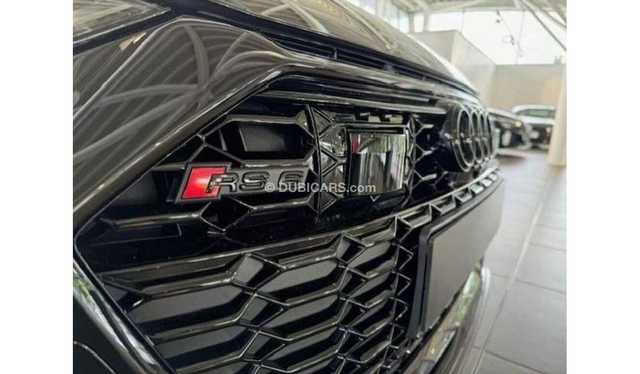 أودي RS6 4.0 TFSI V8 Performance Carbon Vorsprung Tiptronic RIGHT HAND DRIVE