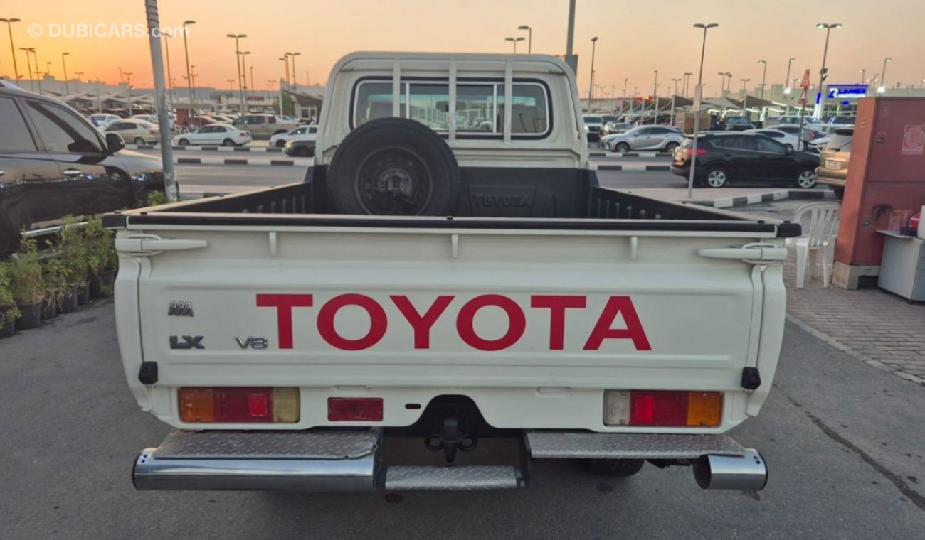 Toyota Land Cruiser Pick Up 2020 TOYOTA LAND CRUISER SINGLE CABIN DIESEL 4.5L V8 Clean Car Without Accident Without Paint no any