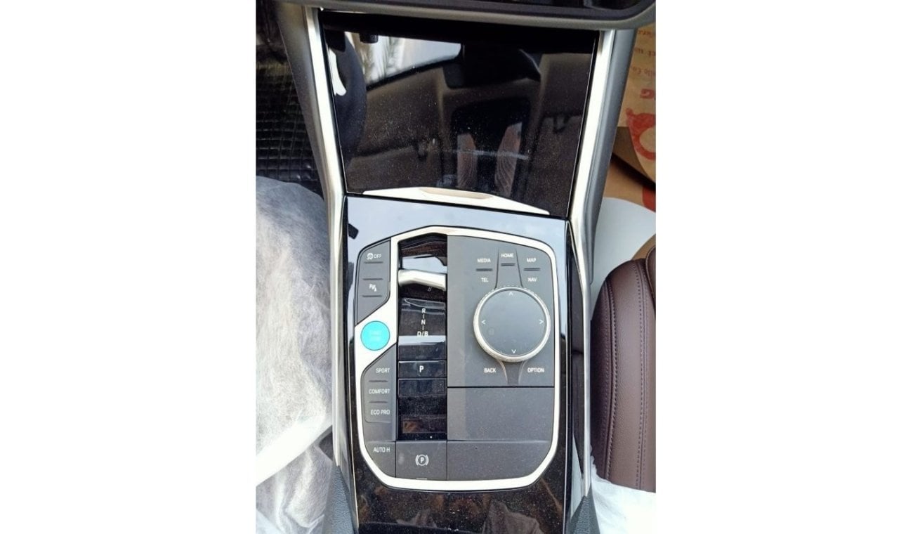 بي أم دبليو i3 BMW I3 (E Drive) 35L 2024