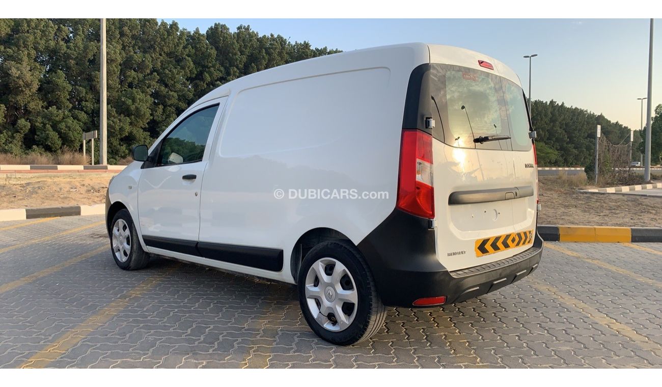 Renault Dokker Van 2017 Ref#691