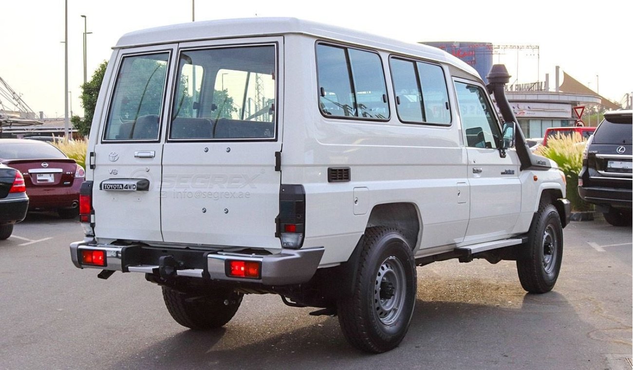 Toyota Land Cruiser Hard Top 2023YM Toyota Land Cruiser Hard Top LC78, 4.5L Turbo Diesel 4WD MT