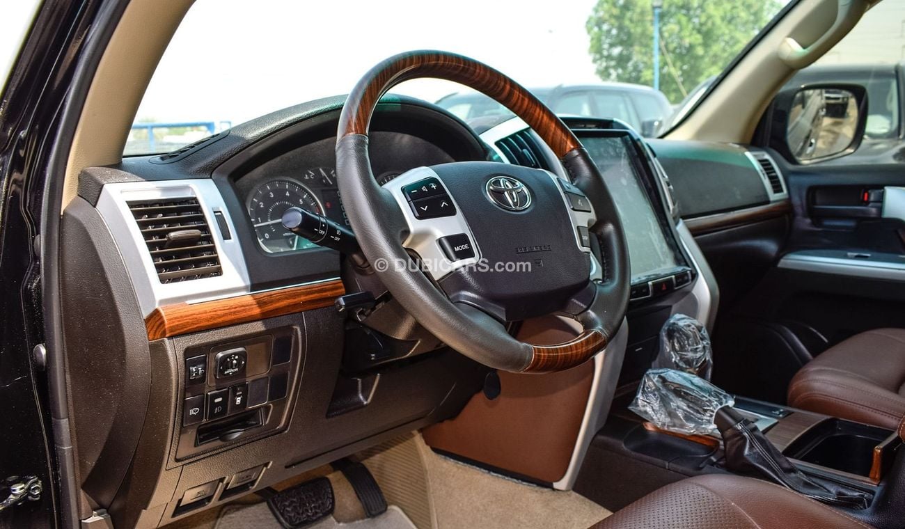 Toyota Land Cruiser left hand drive facelifted to new design maximum upgraded with best quality accessories for export o