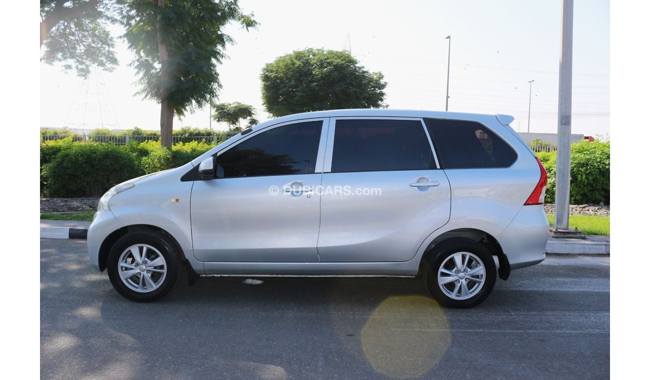 Toyota Avanza SE 1.5L TOYOTA AVANZA SE 2015 FULL AUTOMATIC GCC 7 SEATS