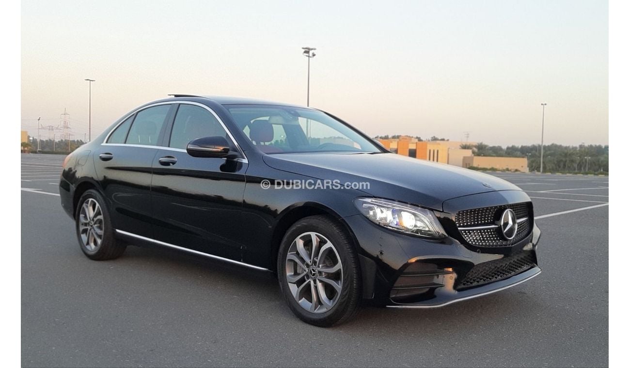 Used Mercedes-Benz C 300 Luxury 2017 for sale in Dubai - 491571