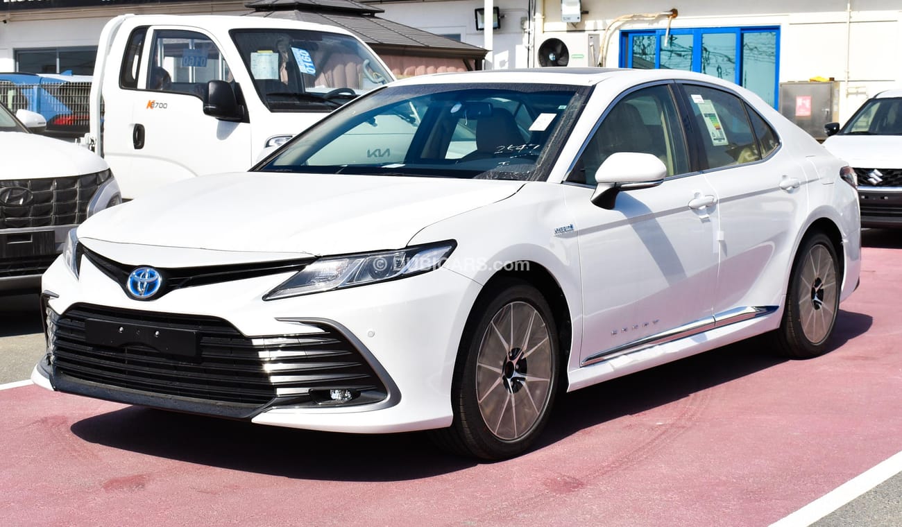 Toyota Camry GLE 2.5L Hybrid