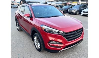 Hyundai Tucson Hyundai Tucson, model 2016, customs papers, 1600 cc engine