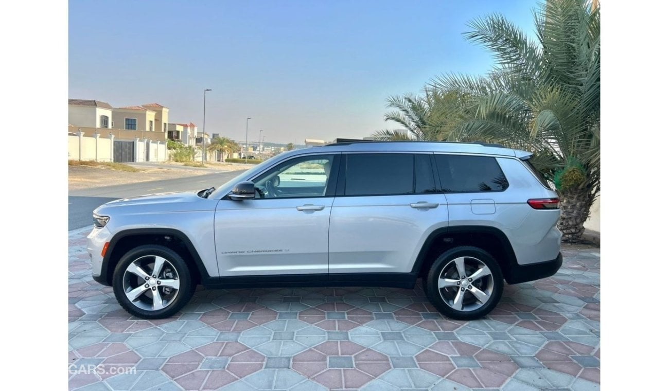 جيب جراند شيروكي Jeep Grand Cherokee L Clean title without accident orginal paint Full option Limited