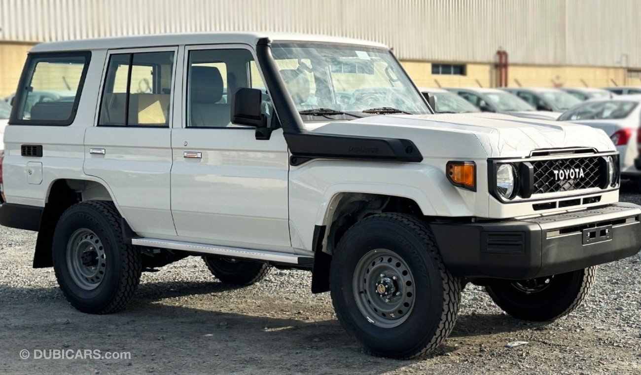 تويوتا لاند كروزر هارد توب Land cruiser  lc76 hardtop 5doors 4.2L DIESEL V6 MY2024 FOR EXPORT ONLY