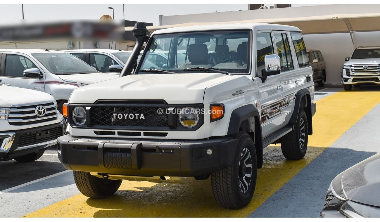 Toyota Land Cruiser Hard Top 4.0L V6 A/T