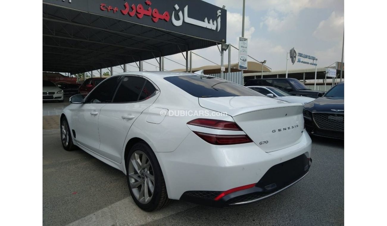 Genesis G70