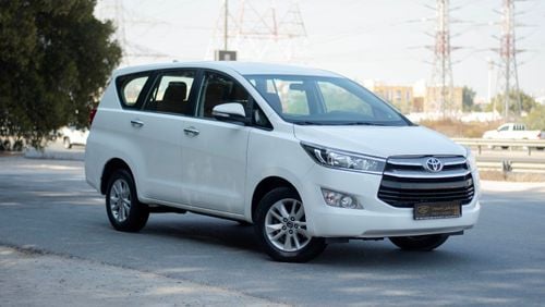 Toyota Innova SE+ 2.7L AED 1,121/month 2017 | TOYOTA INNOVA | SE+ GCC SPECS | 7-SEATER | T23150