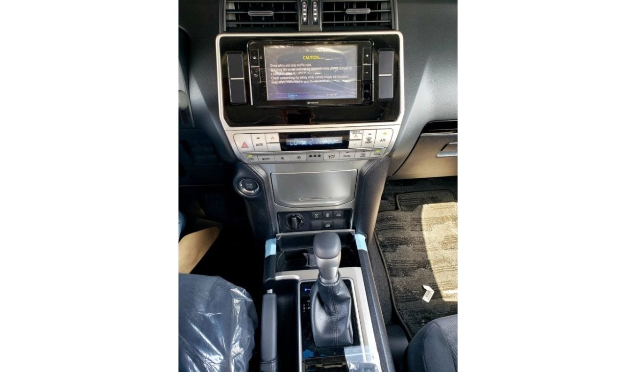 Toyota Prado TOYOTA PRADO TXL 4.0L  2023  WITH SUNROOF   PUSH  START  DIGITAL A.C