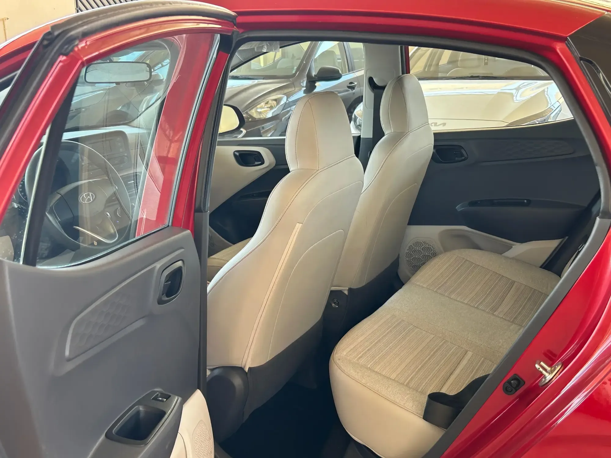 هيونداي جراند i10 interior - Seats