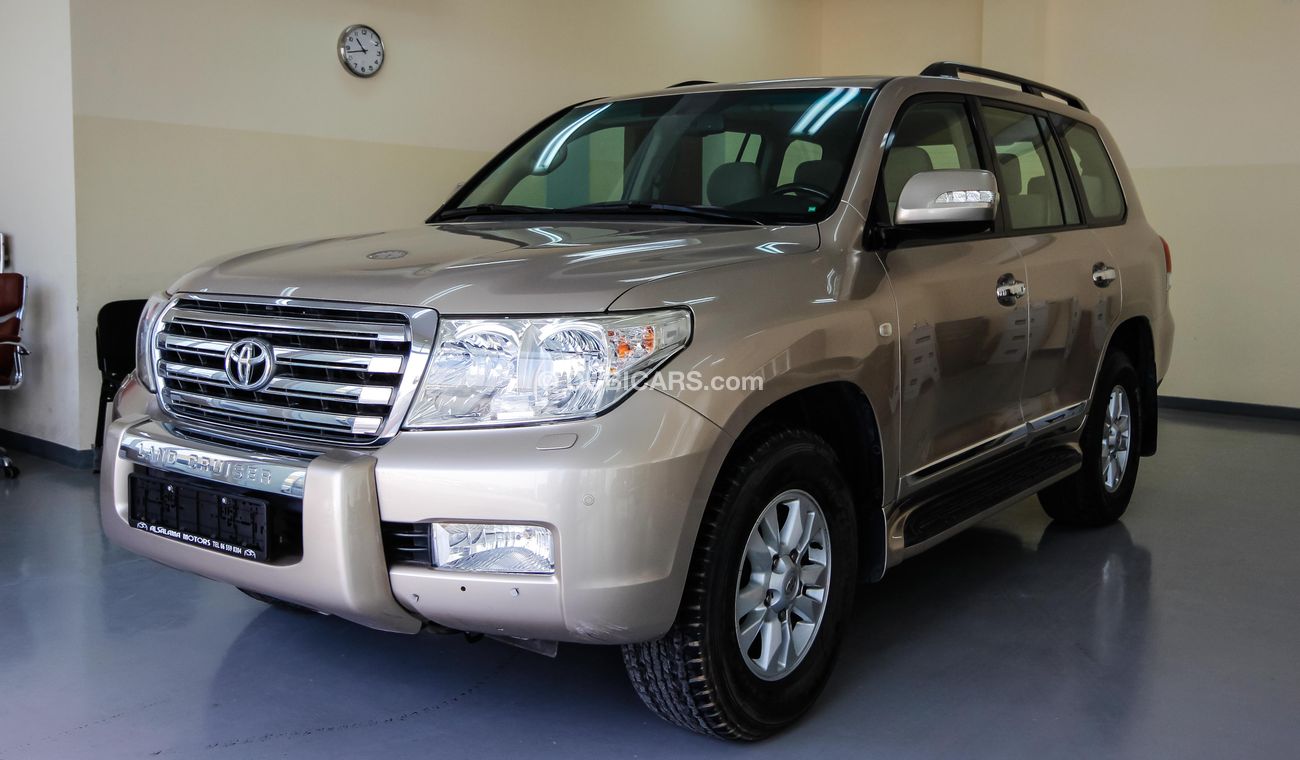 Toyota Land Cruiser GXR V8