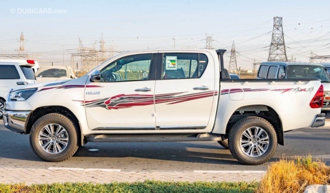 Toyota Hilux 2024 Toyota Hilux 4x4 2.7L petrol AT with cooled seats Full option GCC Specs (Export Price)