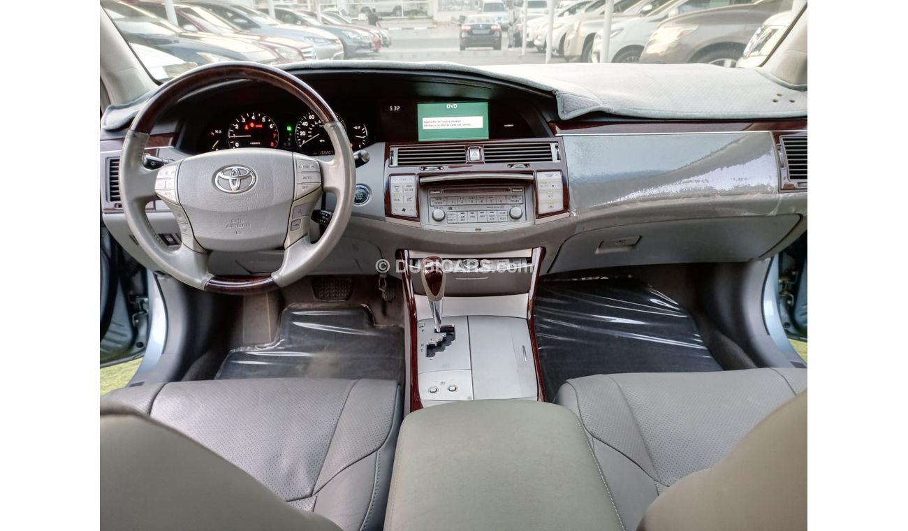 Toyota Avalon 2008 model, leather hatch, cruise control, electric seat control, alloy wheels, wood sensors, air co