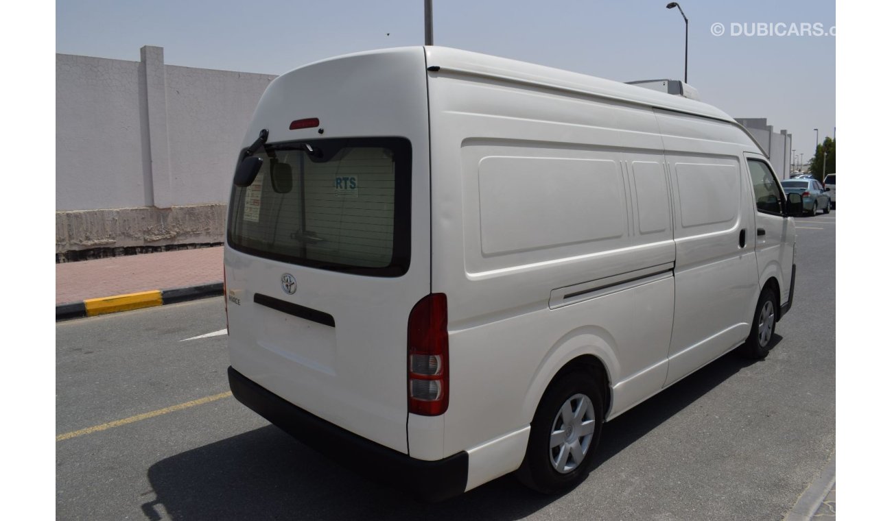 Toyota Hiace GLS - High Roof Toyota Hiace Highroof Freezer 2.7L, model:2020. Excellent condition