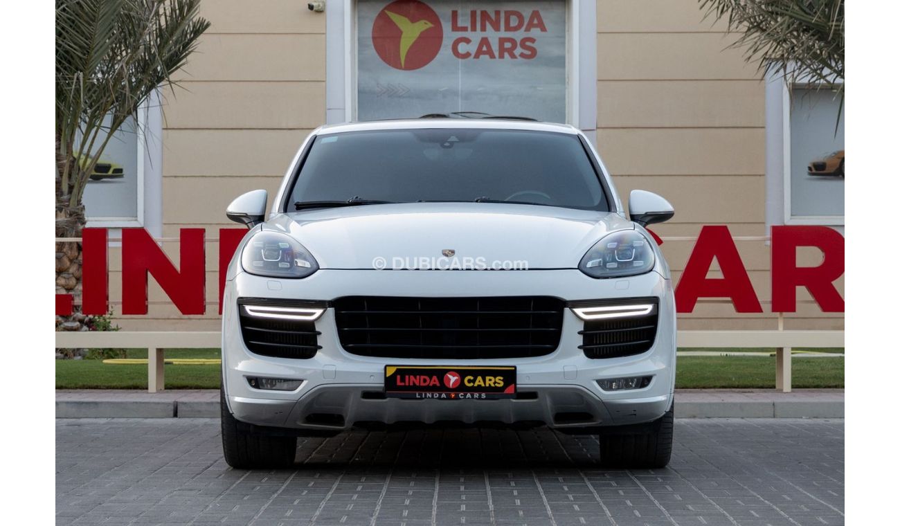 بورش كايان GTS 3.6L Porsche Cayenne GTS 2016 GCC under Warranty and Service Contract with Flexible Down-Payment