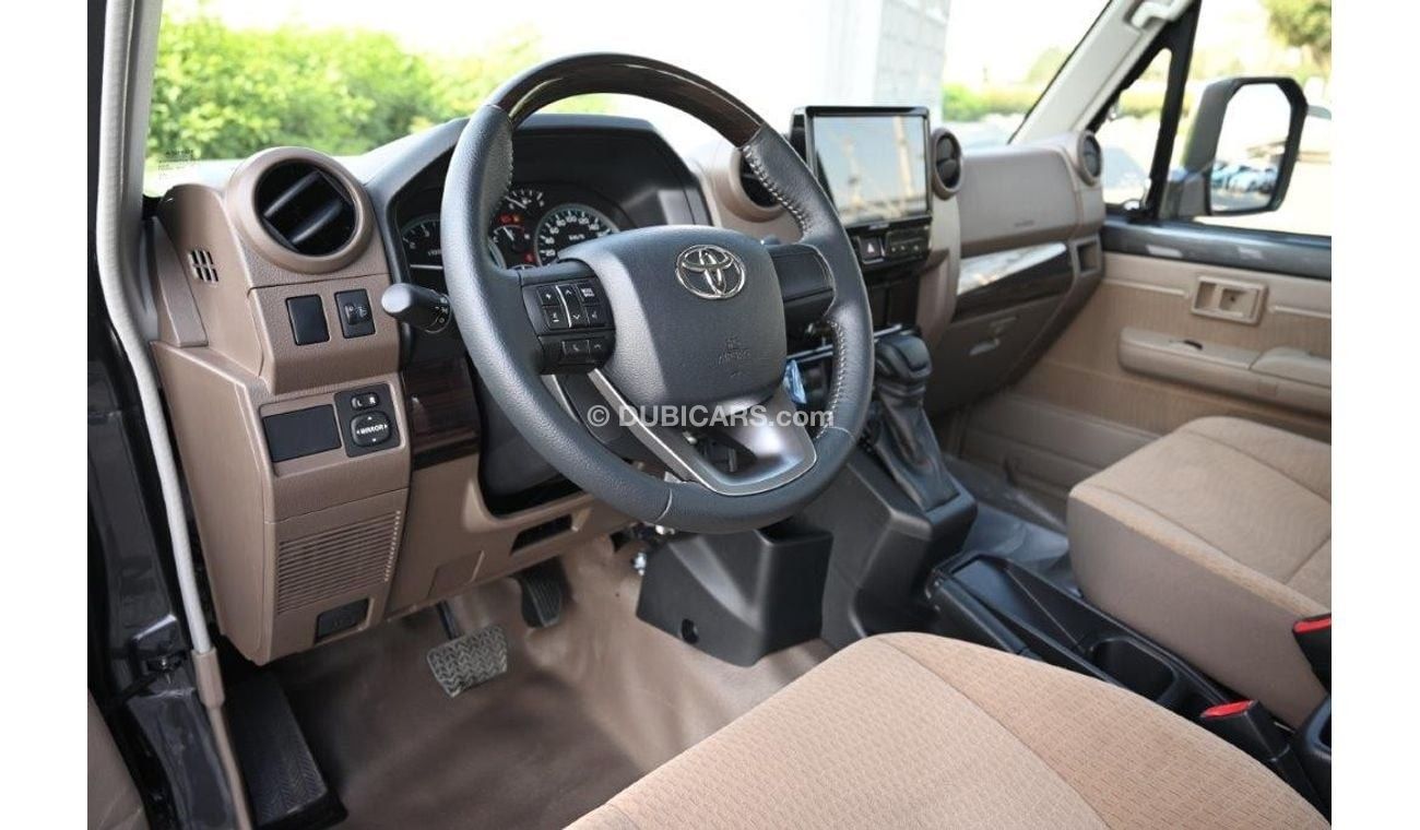 تويوتا لاند كروزر بيك آب 2025 TOYOTA LAND CRUISER 79 SINGLE CAB DLX V6 4.0L PETROL 4WD AUTOMATIC