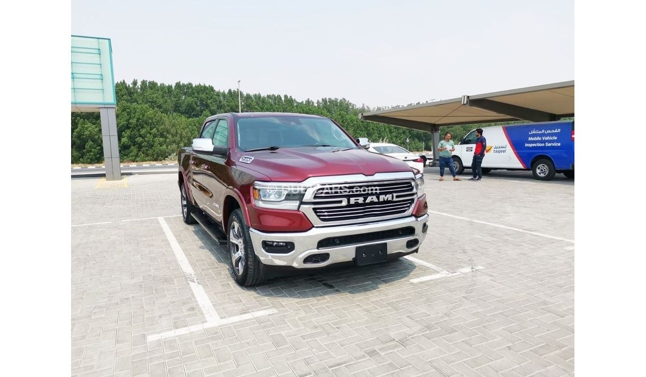 RAM 1500 Dodge RAM Laramie - 2022 - Red