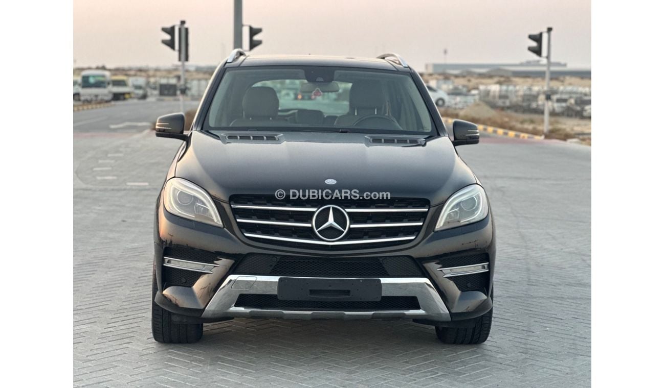 Mercedes-Benz ML 500 MODEL 2013 GCC CAR PERFECT CONDITION FULL PANORAMIC ROOF