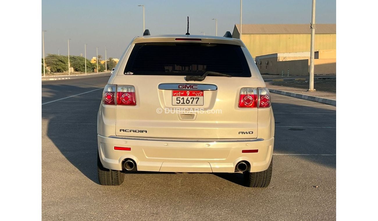 GMC Acadia denali