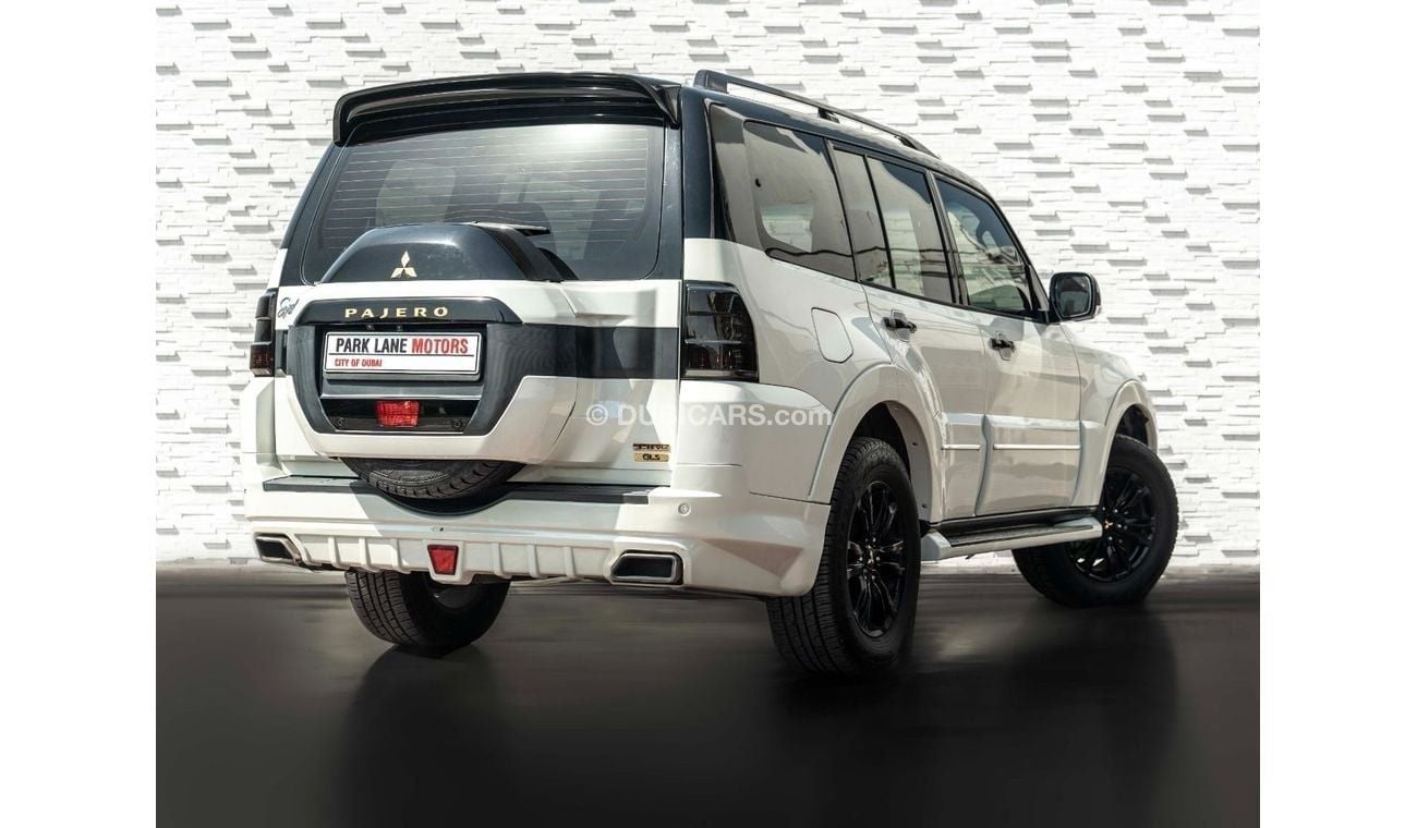 Mitsubishi Pajero AED 1,730 PM • 3.8 SIGNATURE EDITION • ONLY 27,000 KM • PRISTINE CONDITION