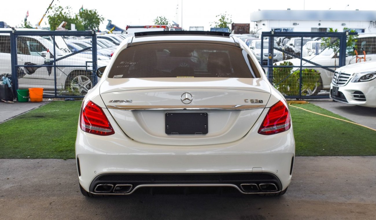 Mercedes-Benz C 63S AMG