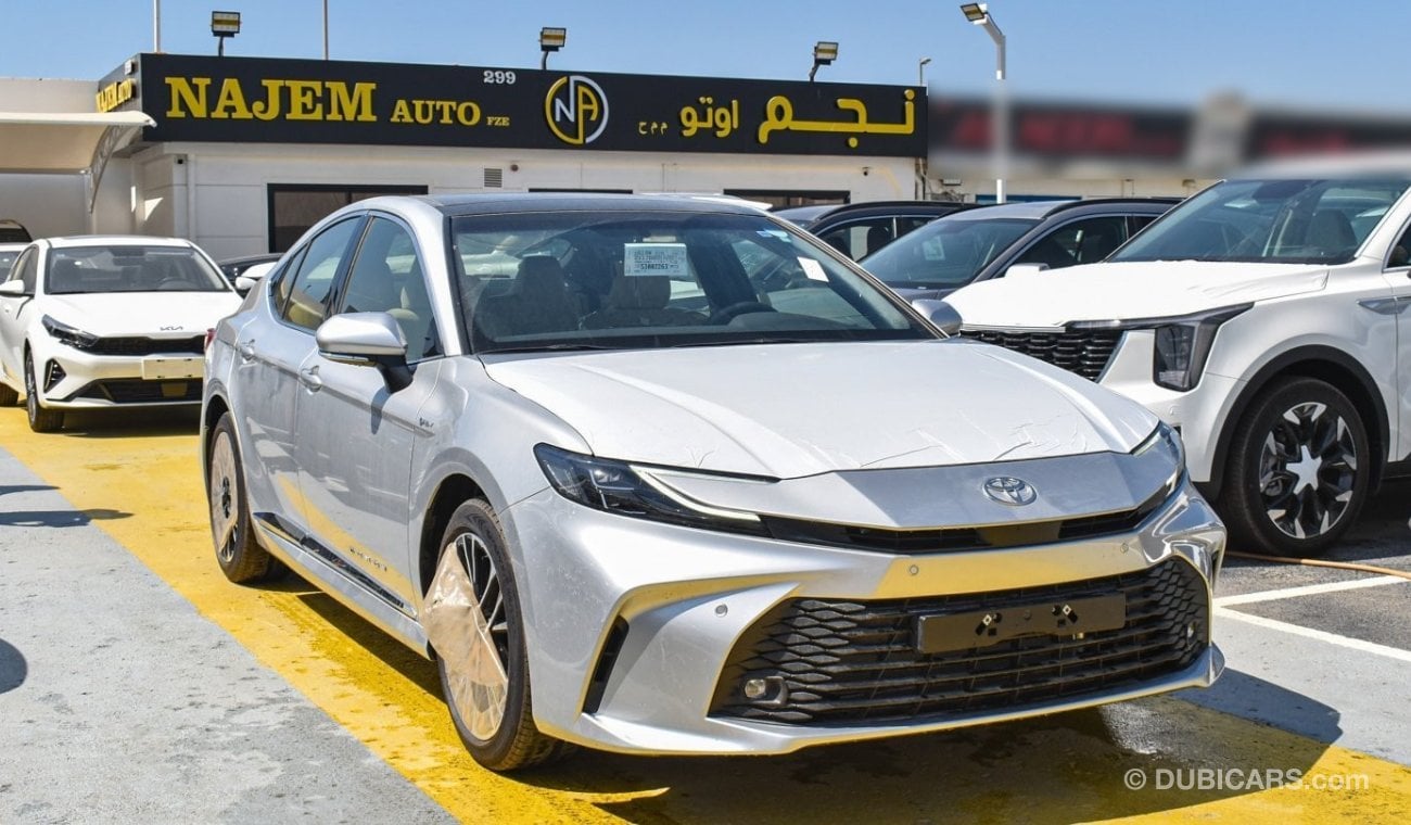 Toyota Camry LE  HEV 2.5L Hybrid