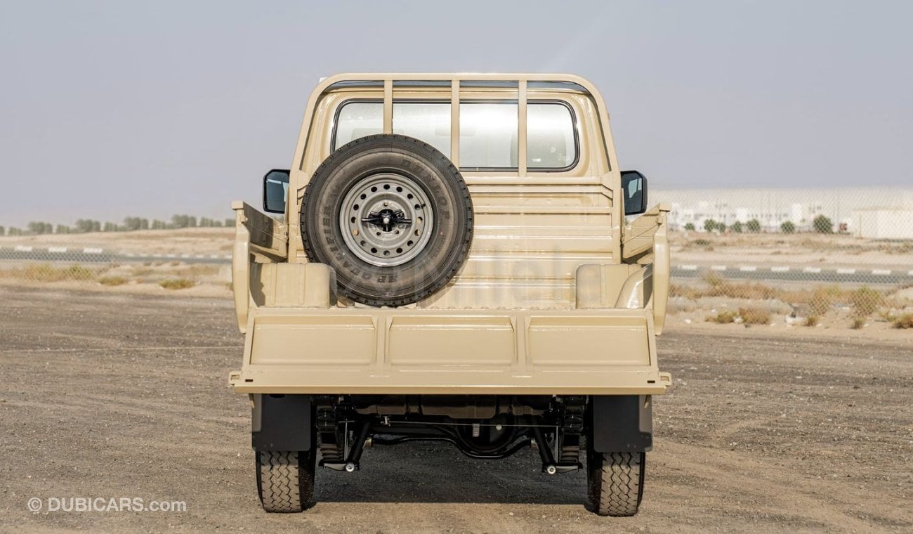 تويوتا لاند كروزر بيك آب LC79SC 4.0L PETROL: WITH POWER WINDOW, DIFF LOCK, NEW SHAPE (EXPORT ONLY)