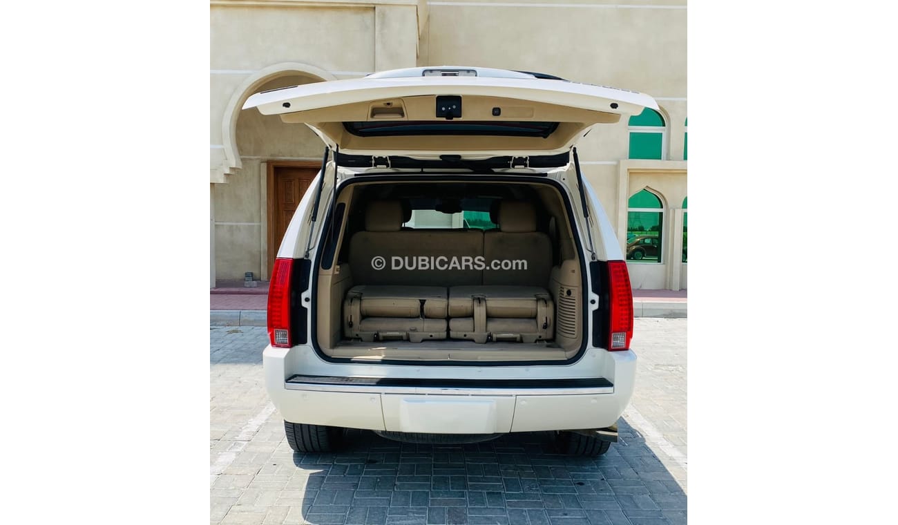 Cadillac Escalade Premium Good condition car GCC