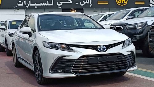 تويوتا كامري GLE HYBRID, 2.5L PETROL / DRIVER POWER SEAT / SUNROOF (CODE # 67924)