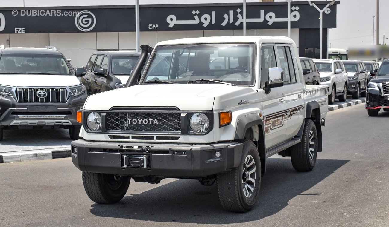 تويوتا لاند كروزر بيك آب 4.0L V6. Double Cabin  A/T