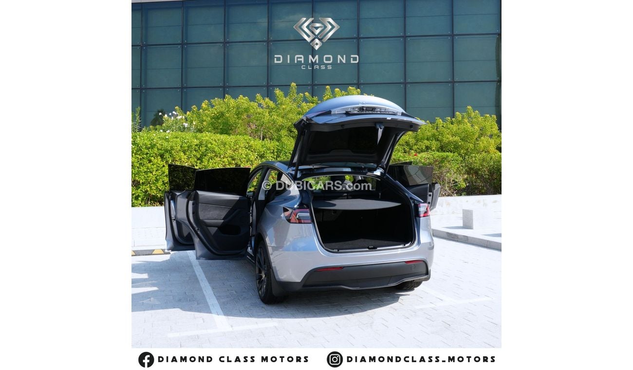 تسلا موديل Y Tesla Model Y Long Range  Dual Motor  Auto Pilot  2024 GCC  Warranty  Tesla UAE