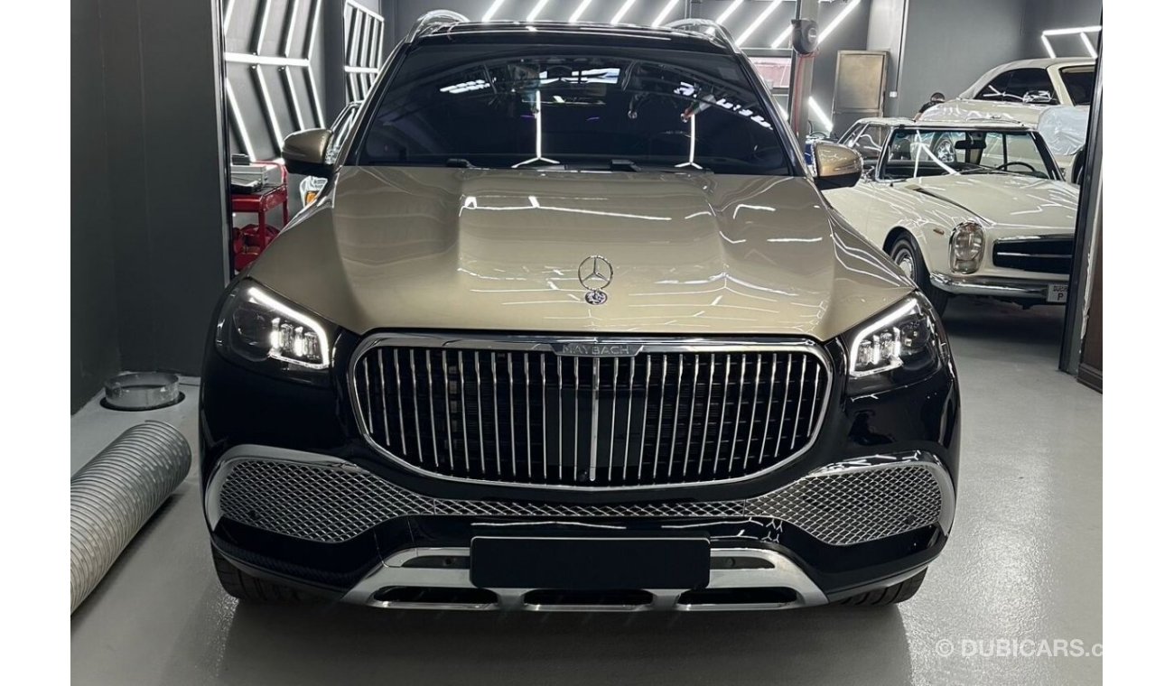 مرسيدس بنز GLS 600 Maybach Golden-black