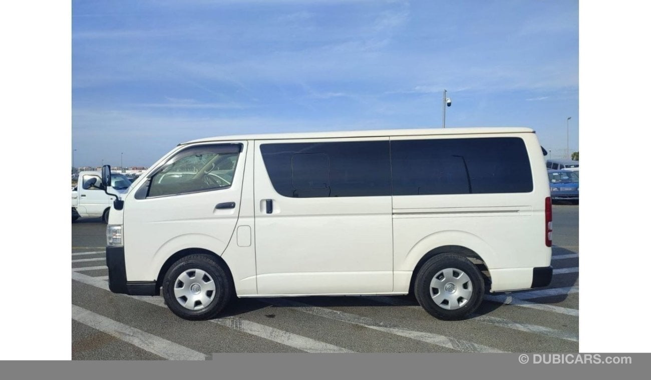 Toyota Hiace WHITE -PETROL , AUTO -TRH200-0211043-4DOOR , A/T , DUAL AC -RIGHT HAND DRIVE -ONLY EXPORT.