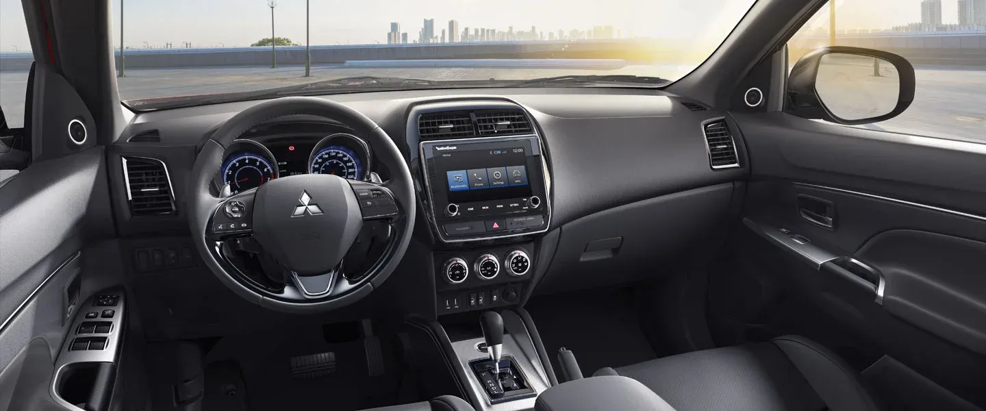 Mitsubishi RVR interior - Cockpit