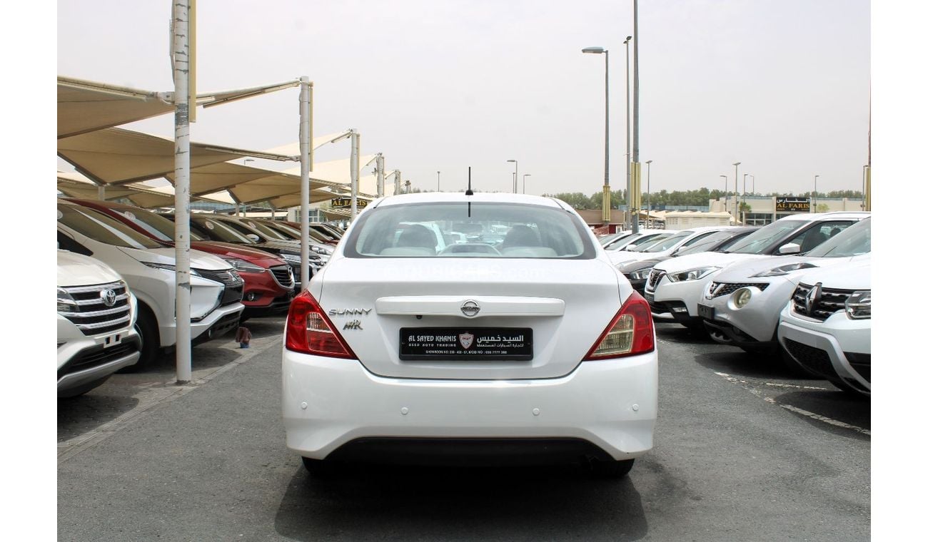 Used Nissan Sunny SV ACCIDENTS FREE - GCC - ORIGINAL PAINT - PERFECT ...