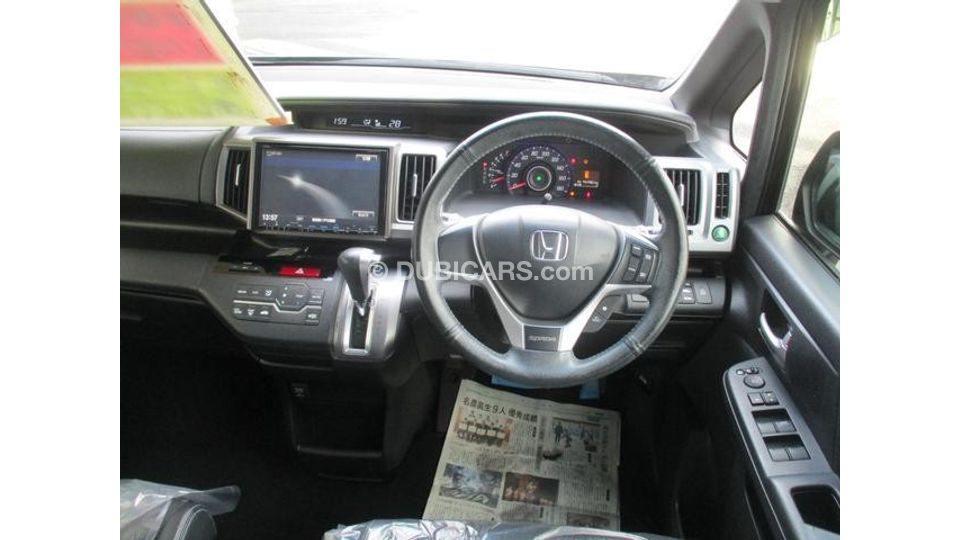 Used Honda E RK6 2013 for sale in Japan - 681954