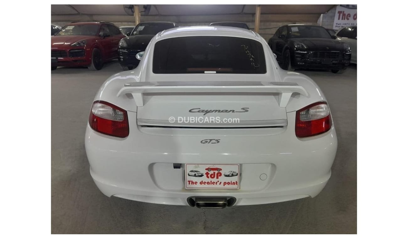 بورش كايمان 718 PORSCHE CAYMAN 2.7L 2008, WITH 17 INCH RIMS, HALF LEATHER AND MORE..