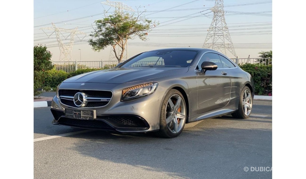 مرسيدس بنز S 63 AMG كوبيه GCC SPEC NEAT AND CLEAN