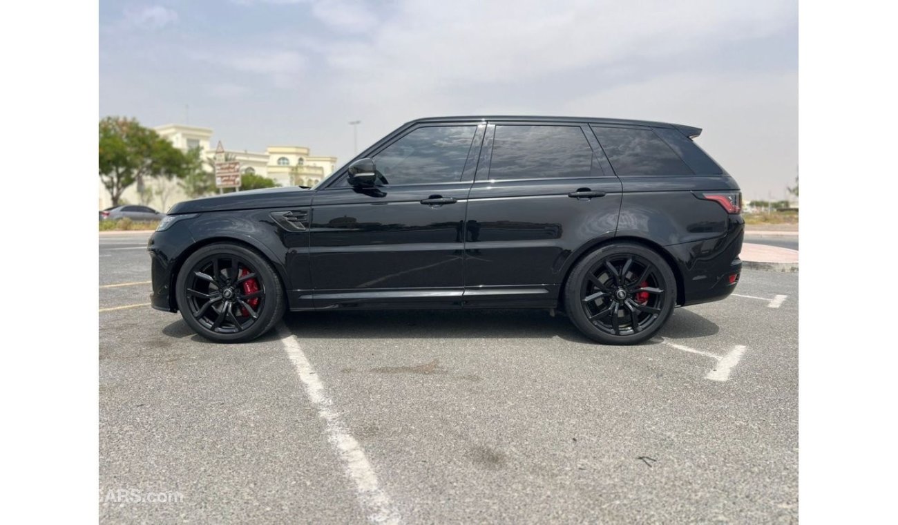 لاند روفر رينج روفر سبورت 2018 Land Rover Range Rover SVR Full Carbon Limited Edition   - Immaculate Condition - 54,000 Km