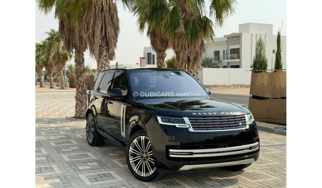 لاند روفر رينج روفر RANGE ROVER AUTOBIOGHRAPHY MODEL 2023 GCC SPECS NO ACCIDETN OR PAINT UNDER WARRANTY + SERVICE