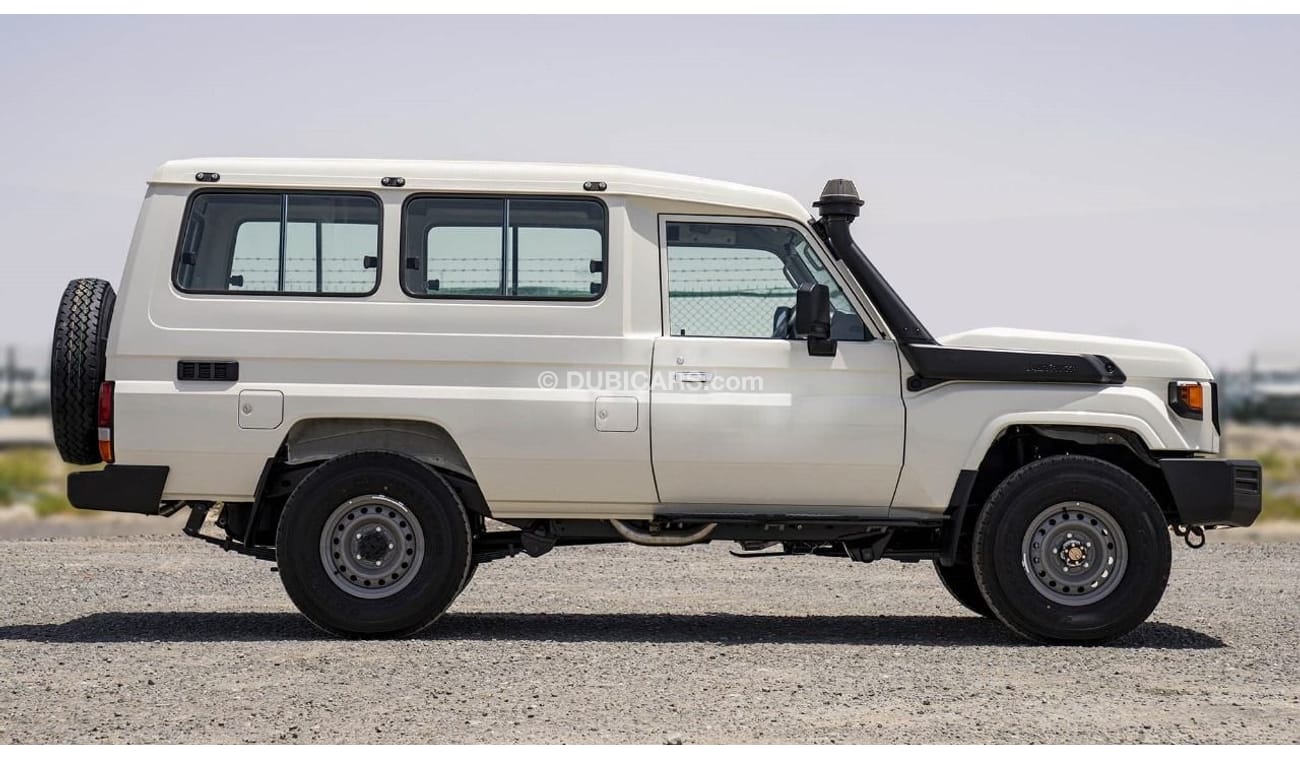 تويوتا لاند كروزر هارد توب Land Cruiser Hard Top 3door 2.8L diesel AT full option MY2024