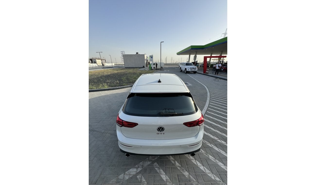 Volkswagen Golf GTI