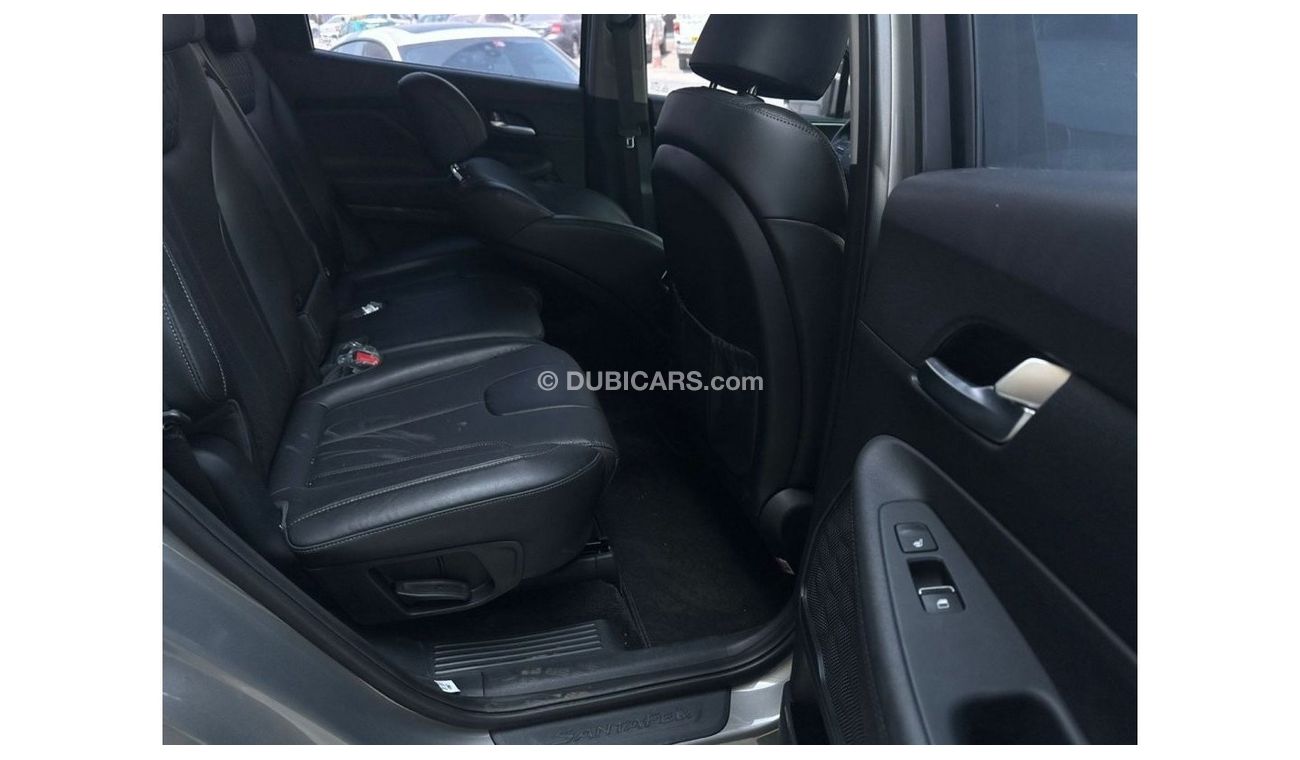 Hyundai Santa Fe hyuandi santa fe 2020 diesel 7 seats