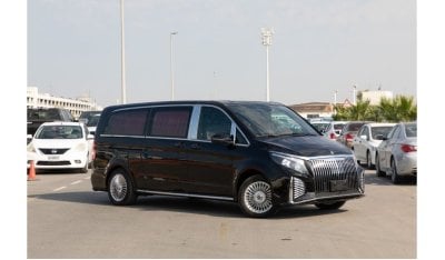 مرسيدس بنز V 250 2022 مرسيدس بنز V250 4X2 2.0 VIP Luxury - أسود داخل دارك روز | تصدير فقط