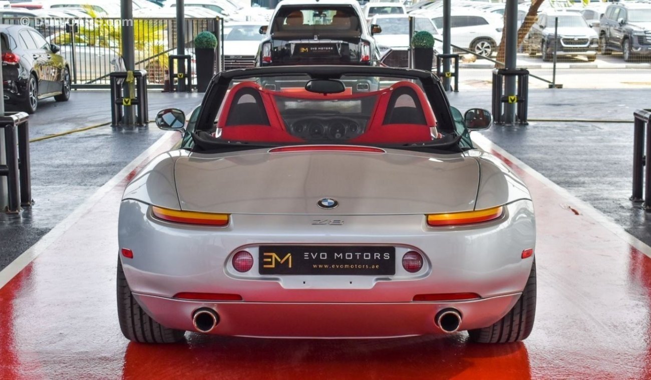 BMW Z8 BMW Z8, 2002, Silver exterior, Red Interior, Manual transmission, 8 cylinders, 18″ wheels, 61,900 km